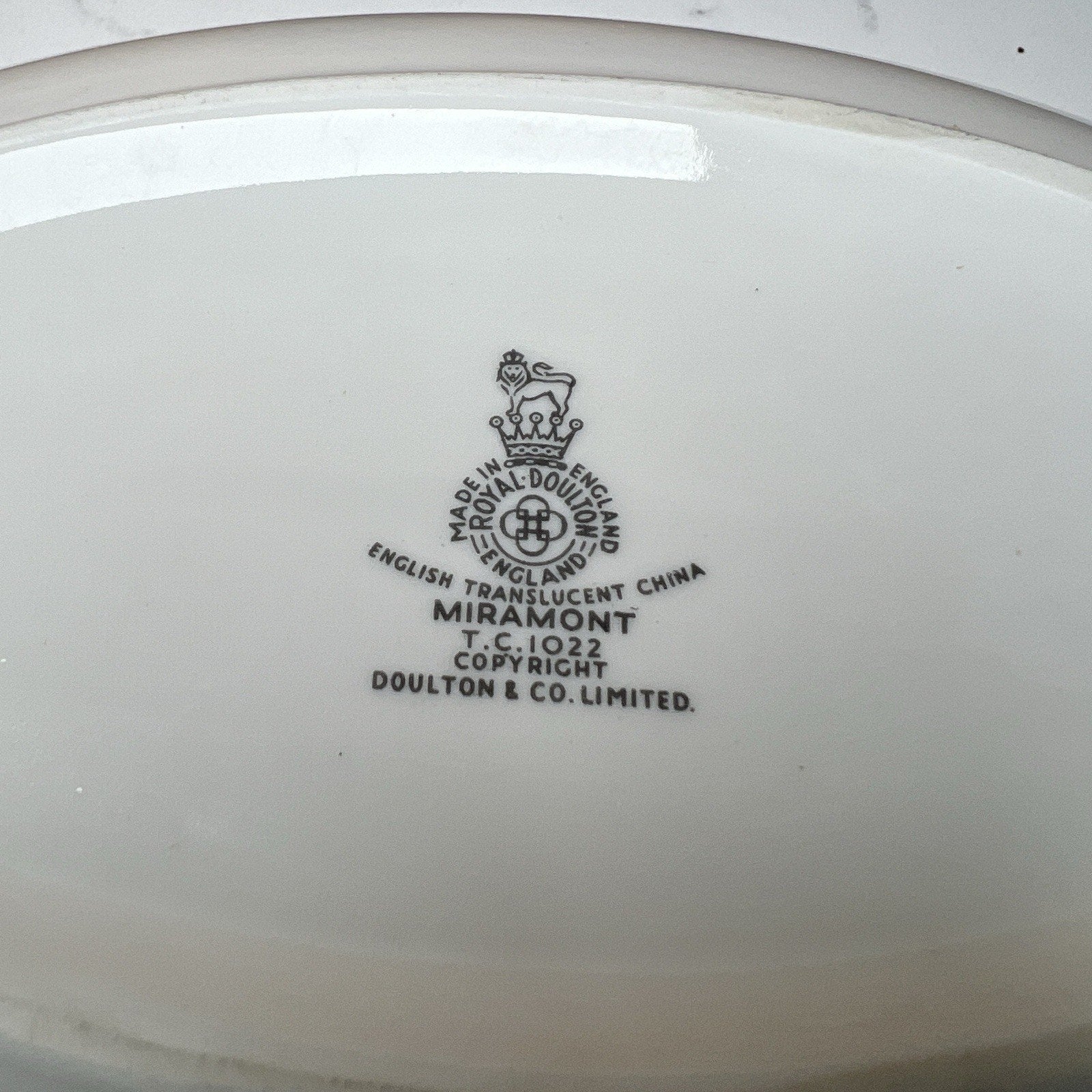 Doulton & Co. Limited logo on a white dish